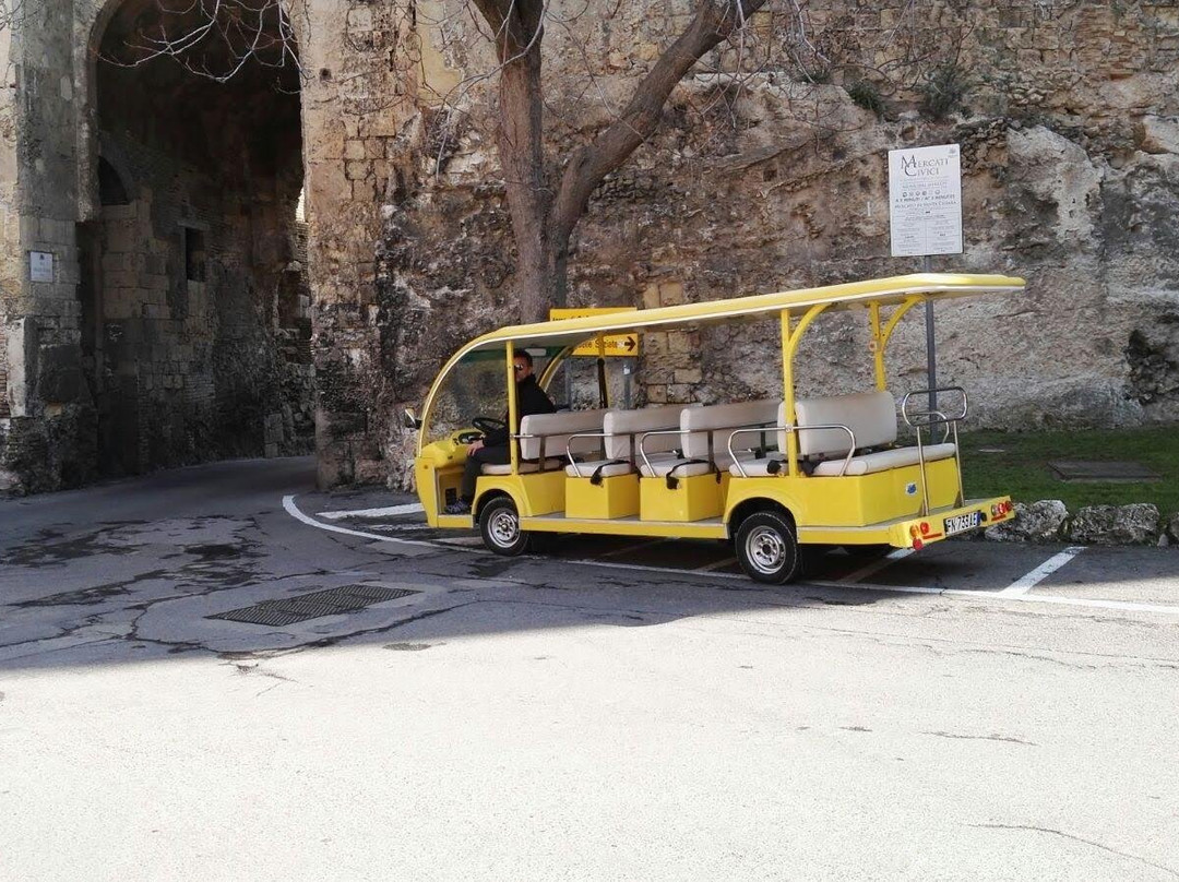 Carrozzaservice-卡利亚里省必去景点