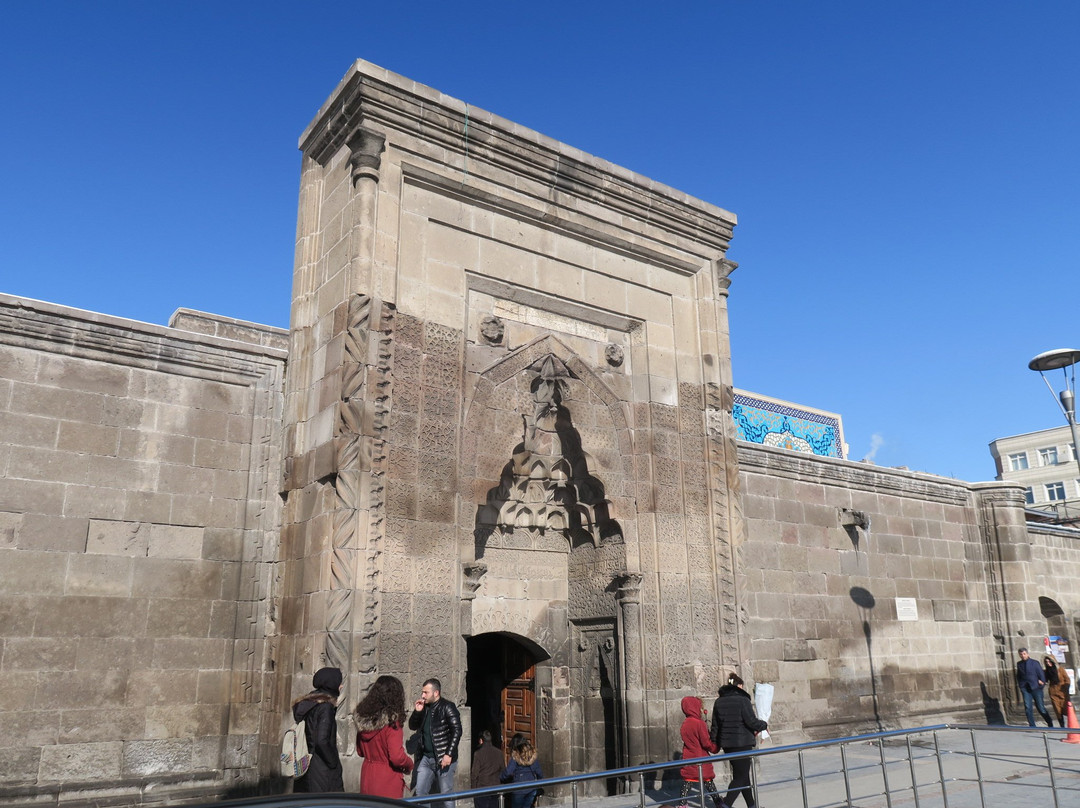 Sahabiye Medresesi景点图片