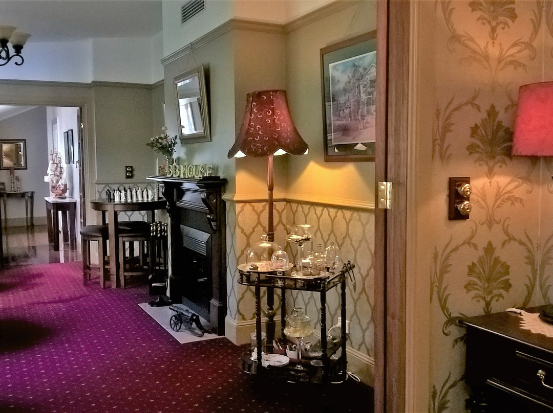 Bli Bli House Riverside Retreat主图