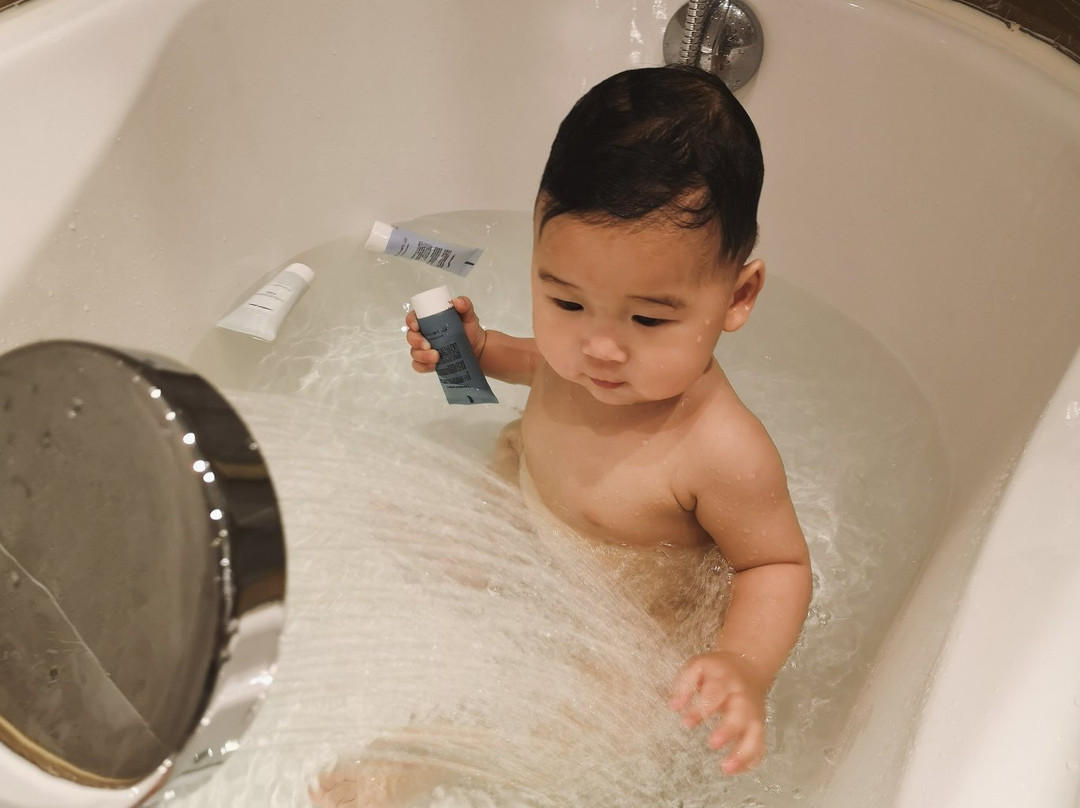 扬州奥卓雅居酒店主图