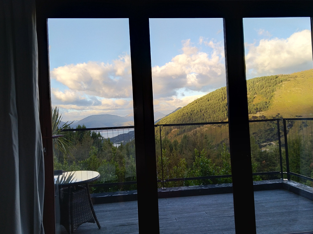 The Alpine Retreat主图