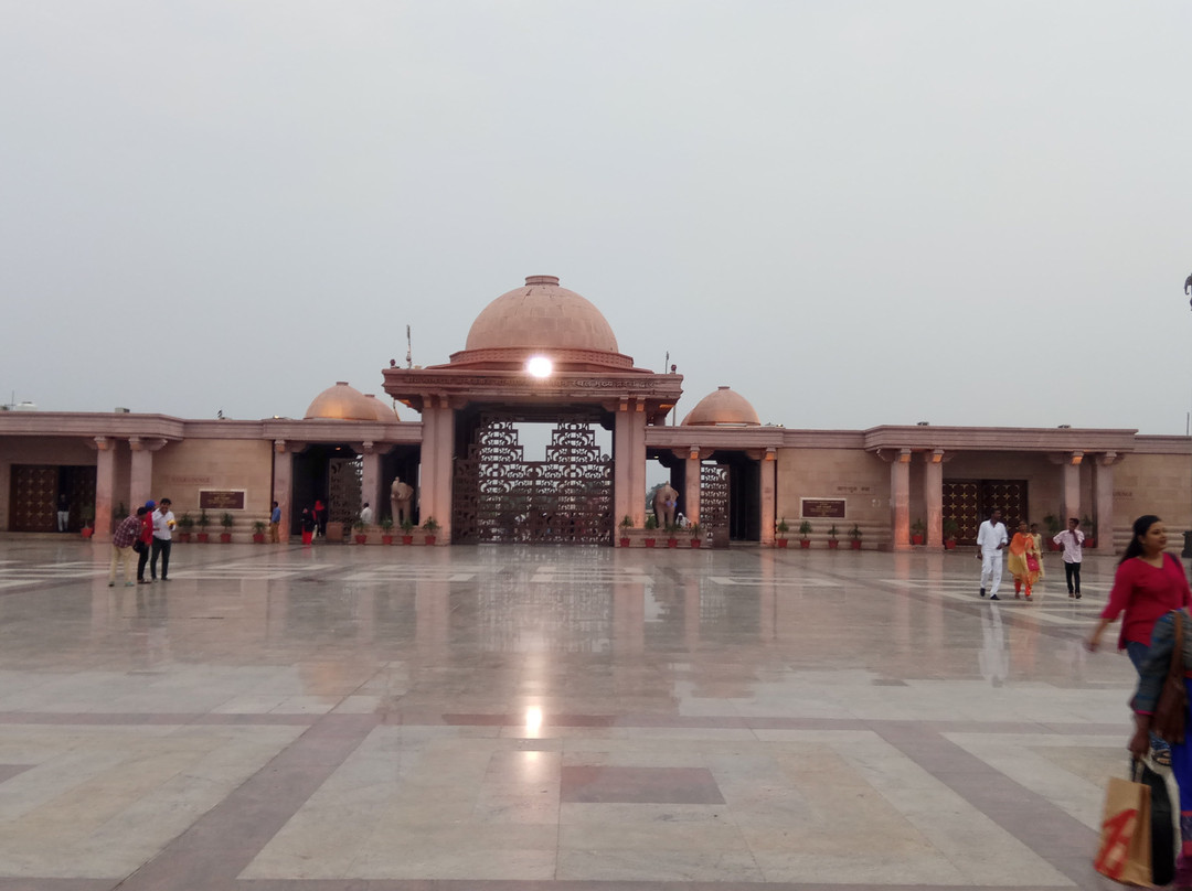 Ambedkar Memorial Park景点图片