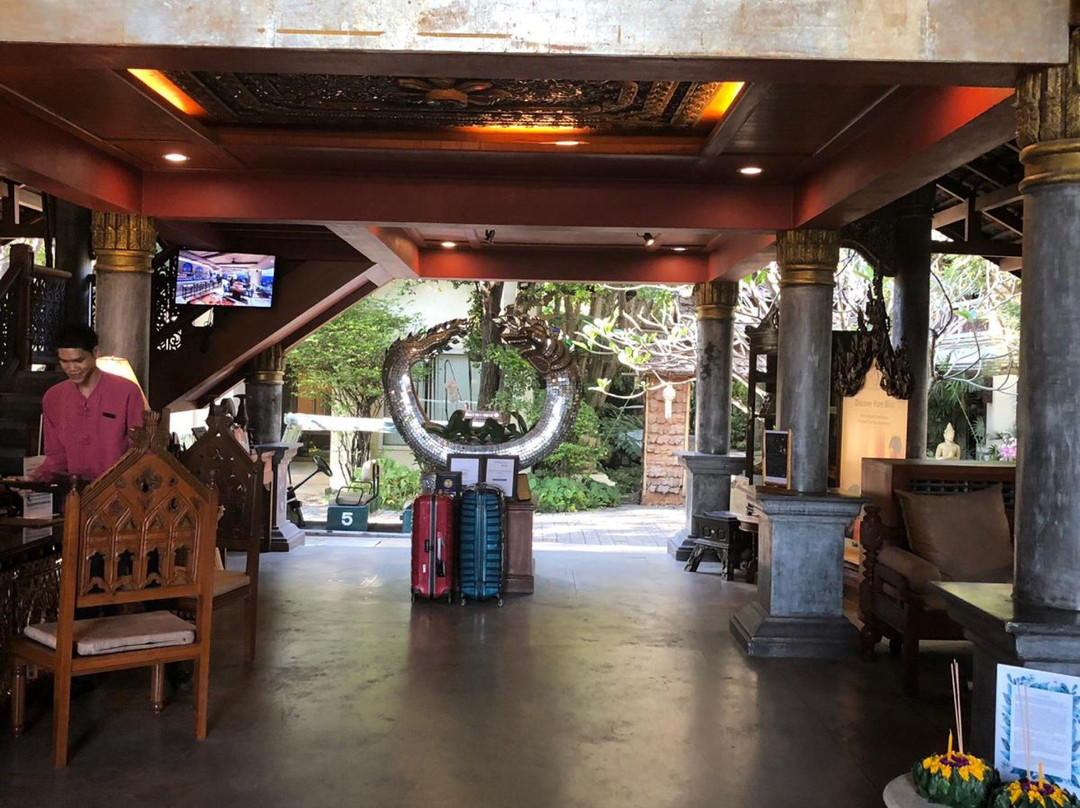 Lan Kum Hotel Chiang Rai主图