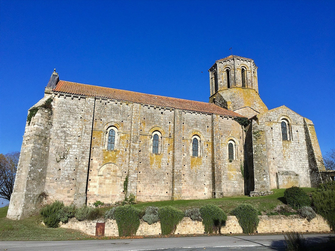 Saint-Aubin-le-Cloud旅游攻略图片