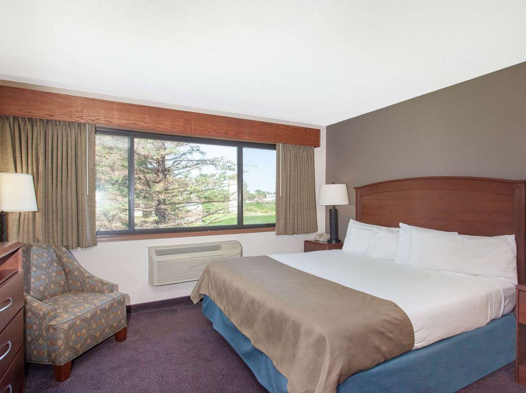 AmericInn by Wyndham Hutchinson主图