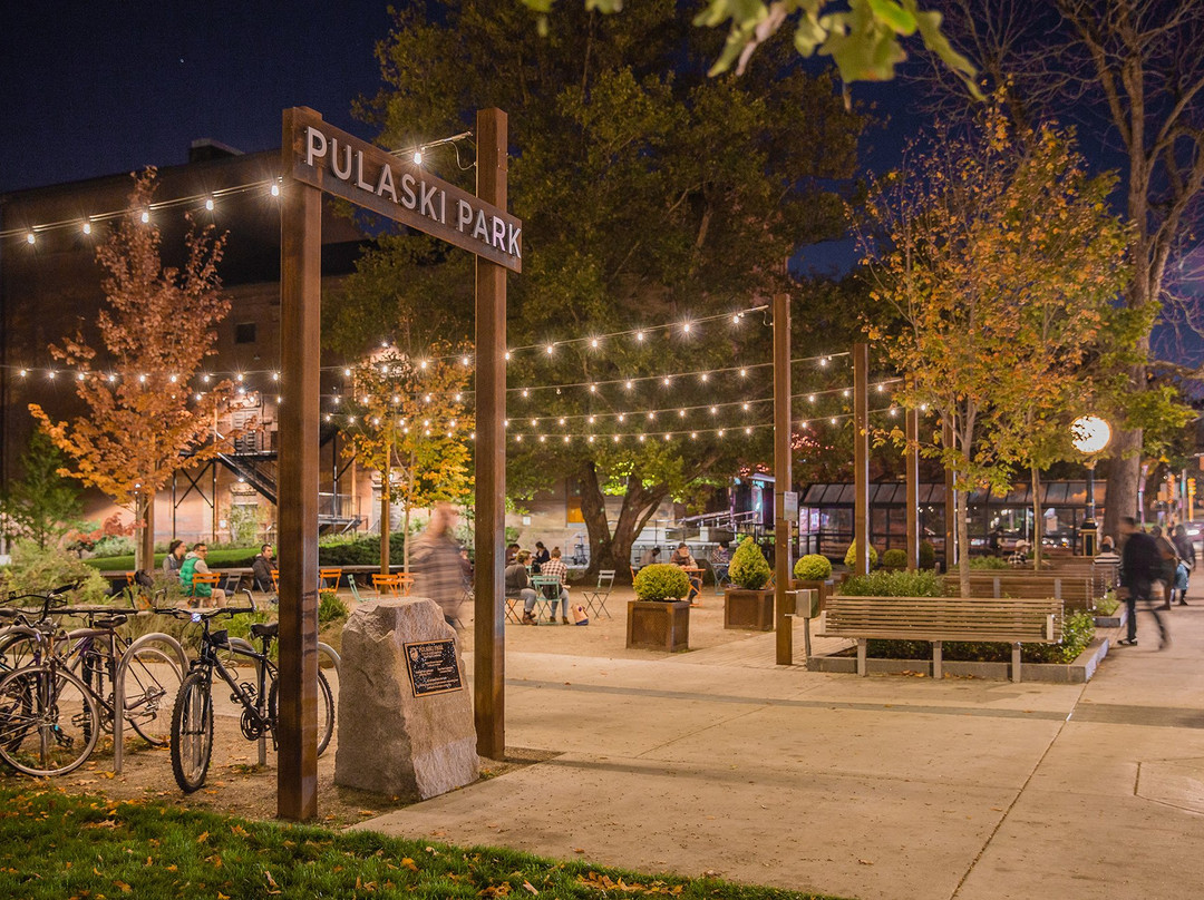 Pulaski Park景点图片