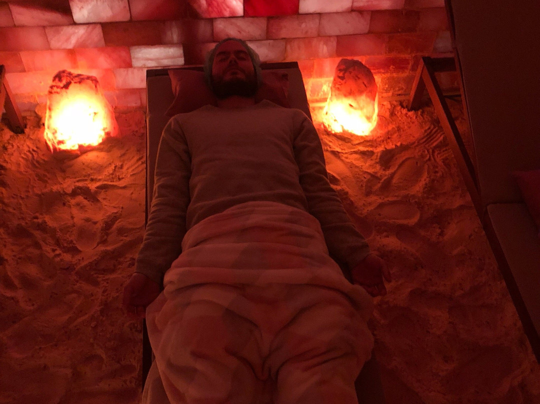 Salt Cave Halotherapy & Wellness Centre景点图片