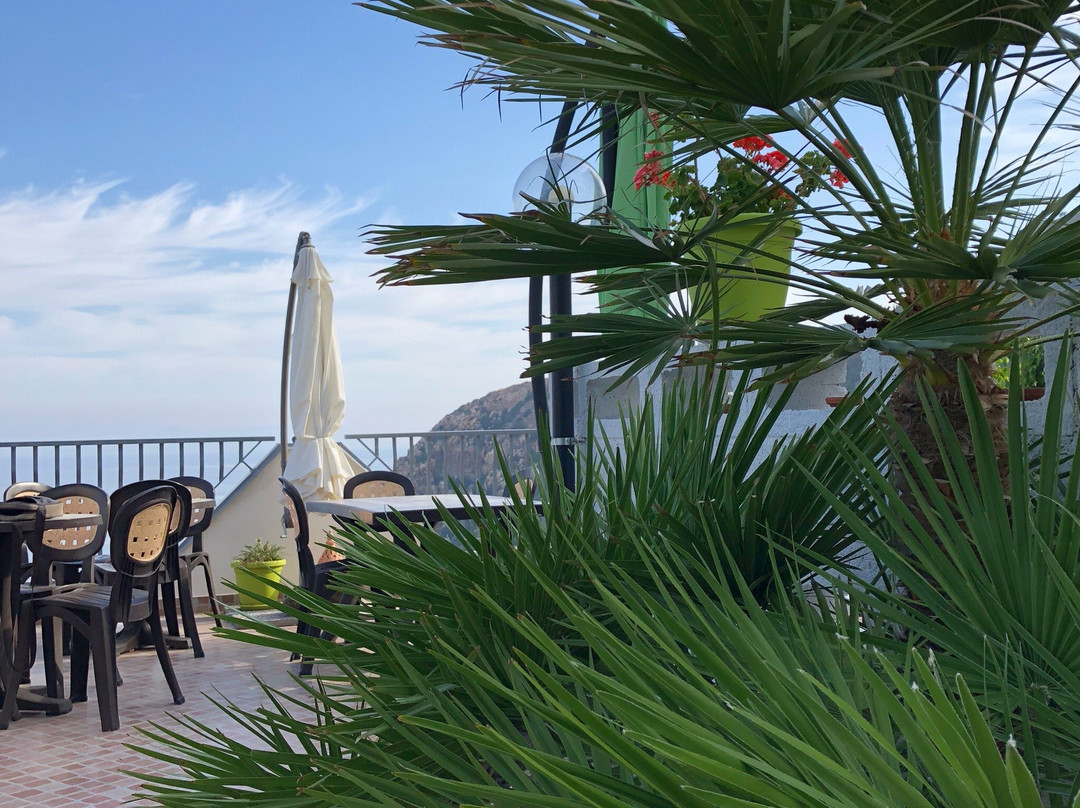 Residence Calava Villa Rosa主图