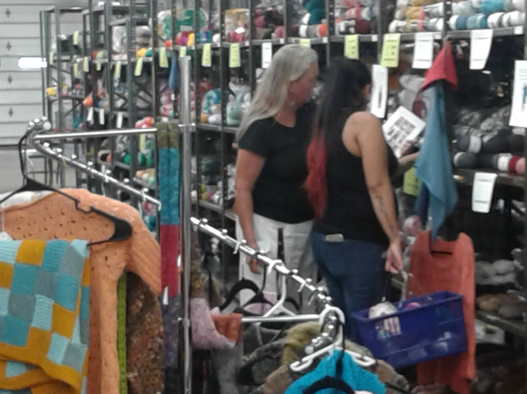 Webs America's Yarn Store-北安普敦必去景点