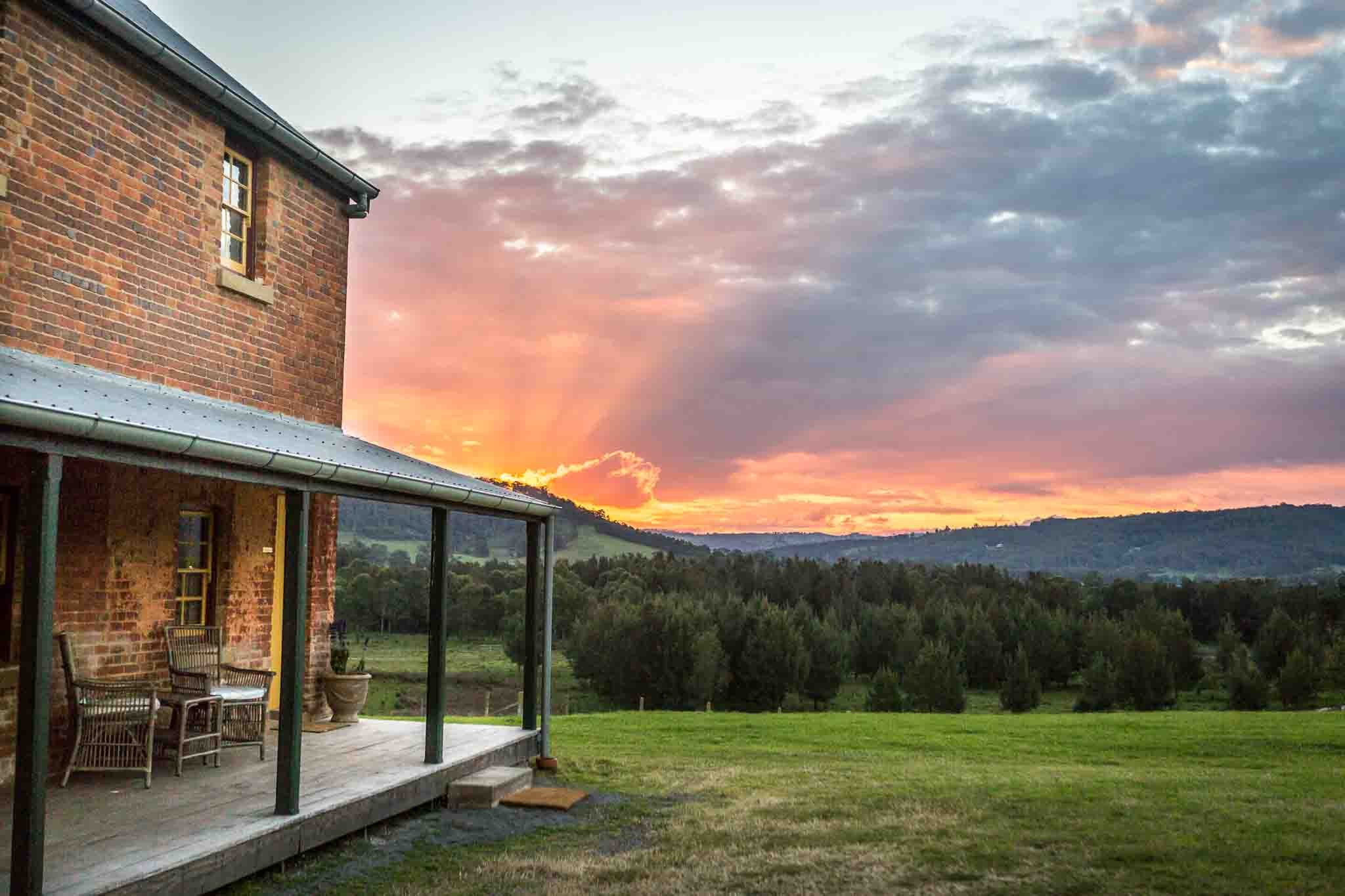 The Barracks Tocal-官方