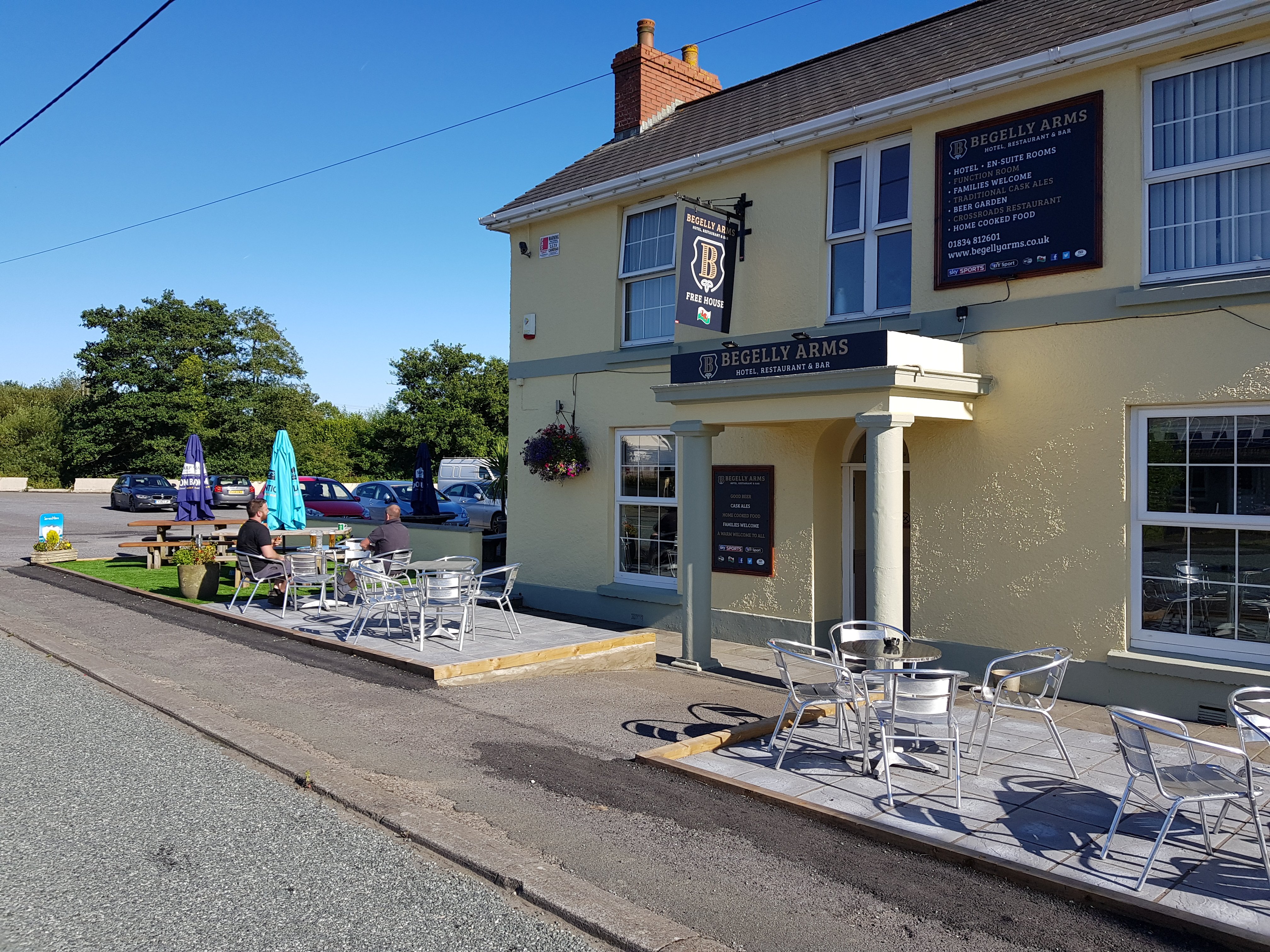 The Begelly Arms Hotel-官方