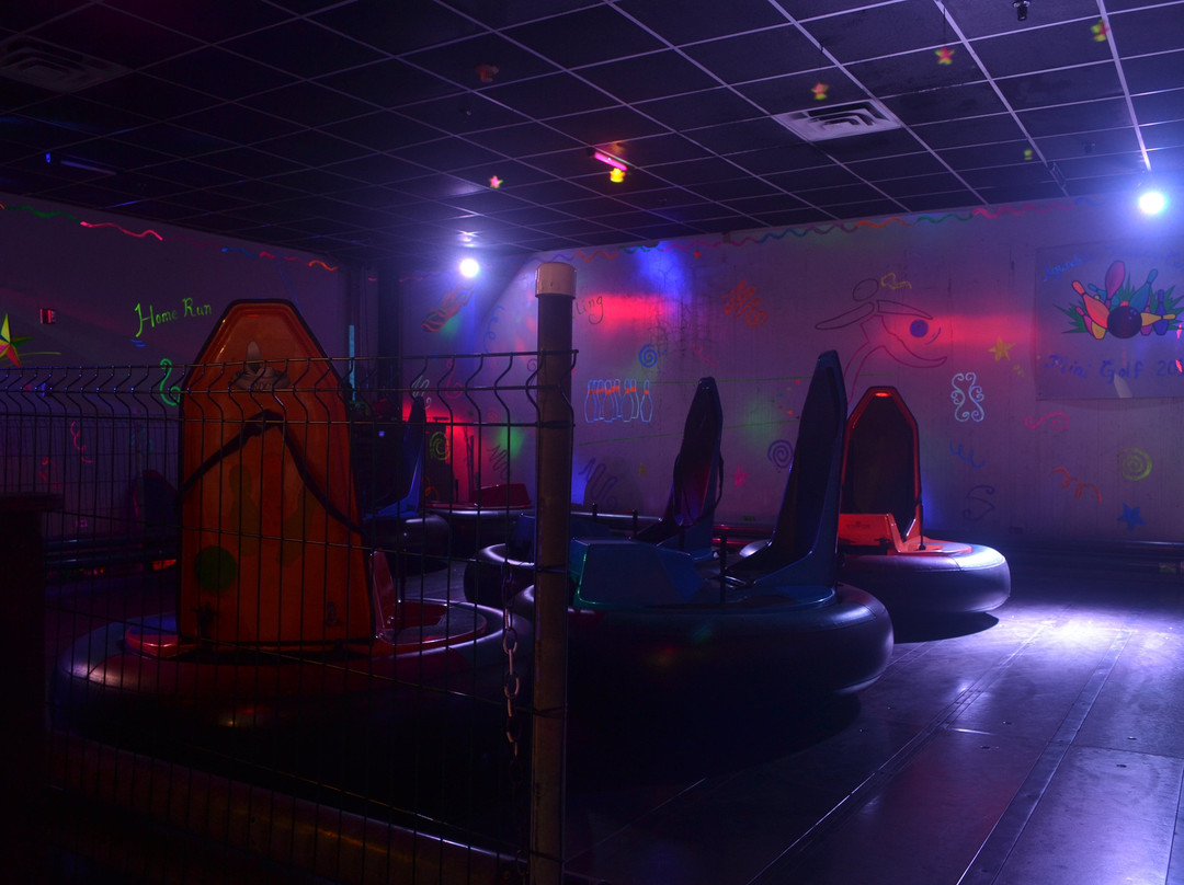 Aguadilla Bowling Center & Mini Golf-Aguadilla必去景点