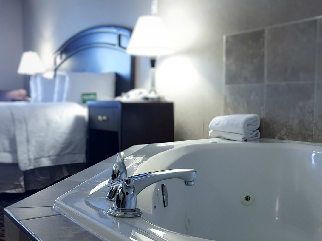 Hampton Inn & Suites by Hilton Edmonton International Airport主图