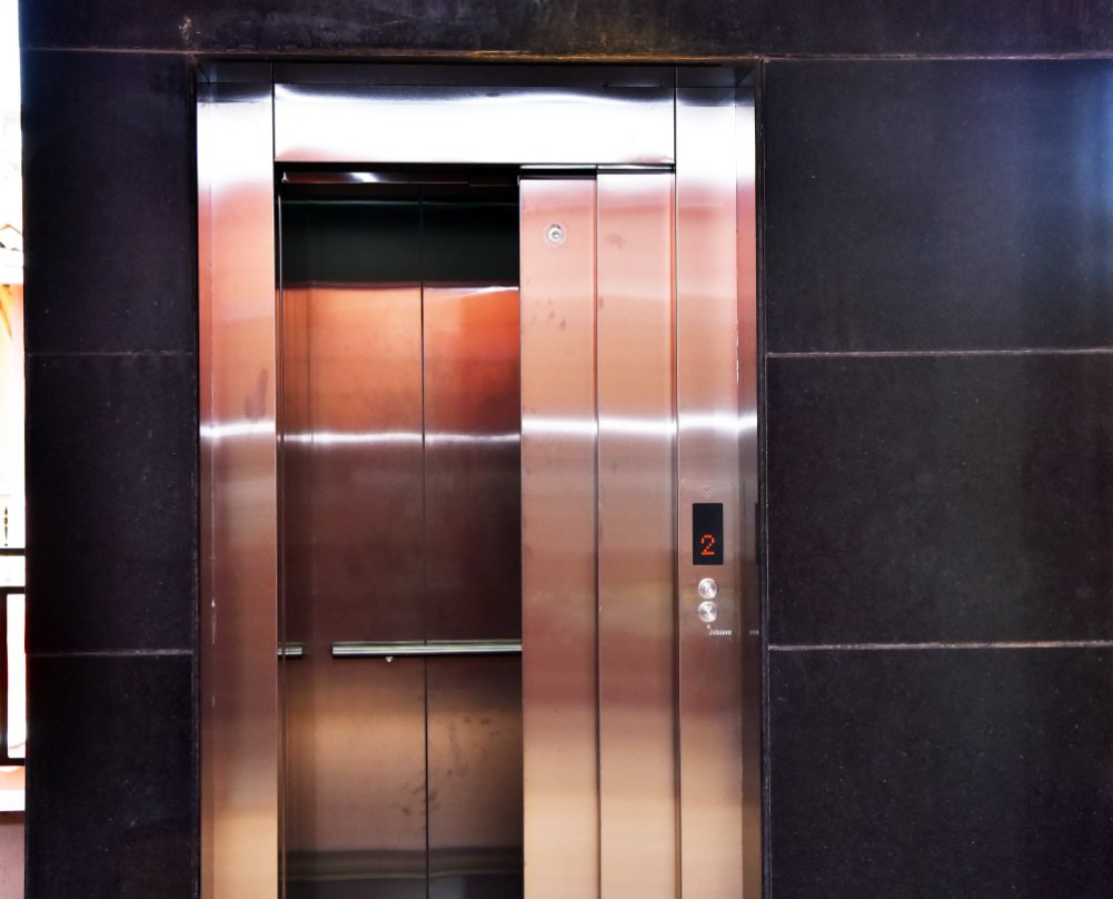 Hotel Abhishek主图