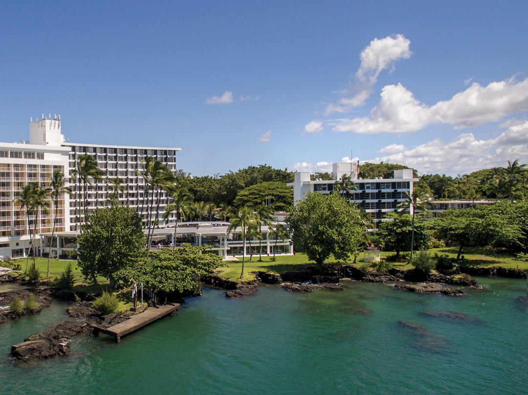 纳尼洛亚火山度假村主图