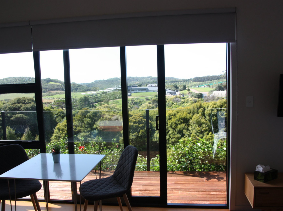 Cable Bay Views主图