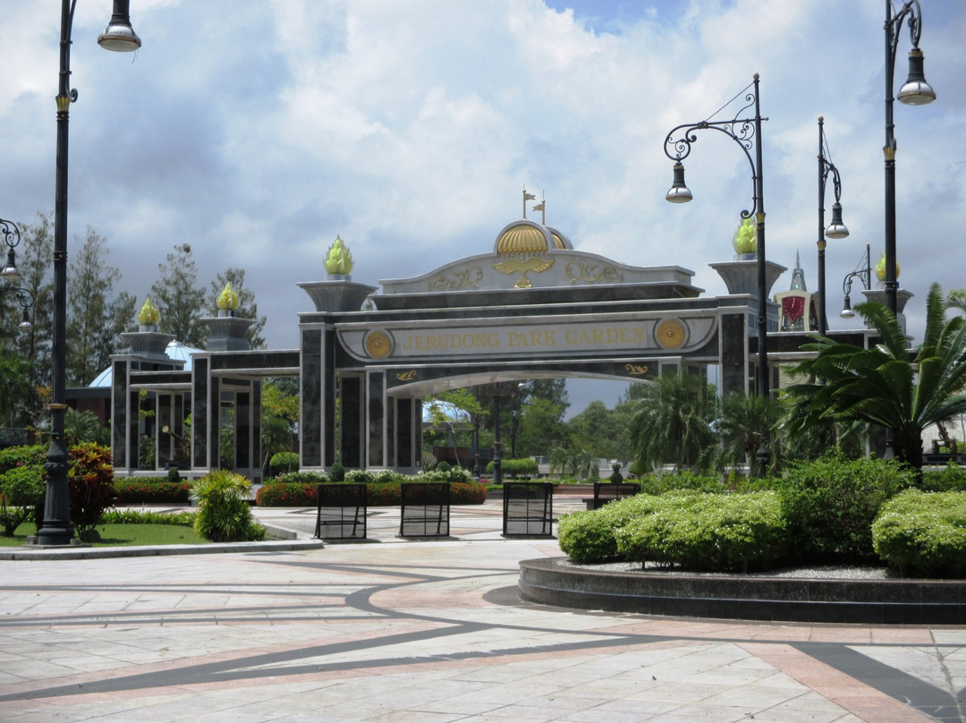 Jerudong Park Musical Fountain-斯里巴加湾必去景点