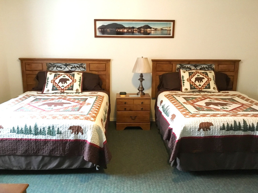 Sitka's Eagle Bay Inn主图