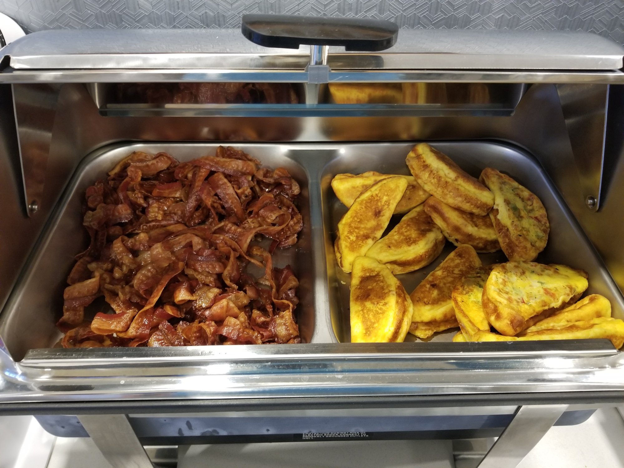 Comfort Inn Aeroport-餐饮