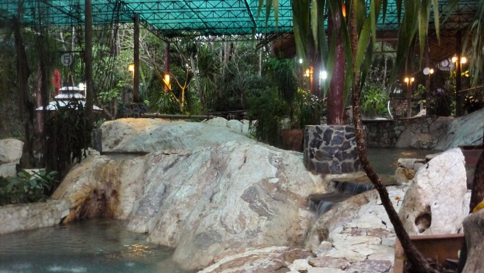 Rock Valley Hot Spring & Fish Spa景点图片