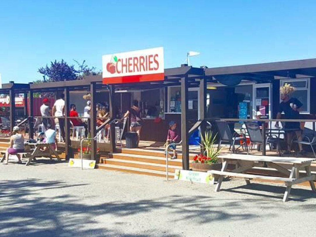 玛拉豪餐馆和美食-Thomas Brothers Cherry And Real Fruit Ice Cream Stall