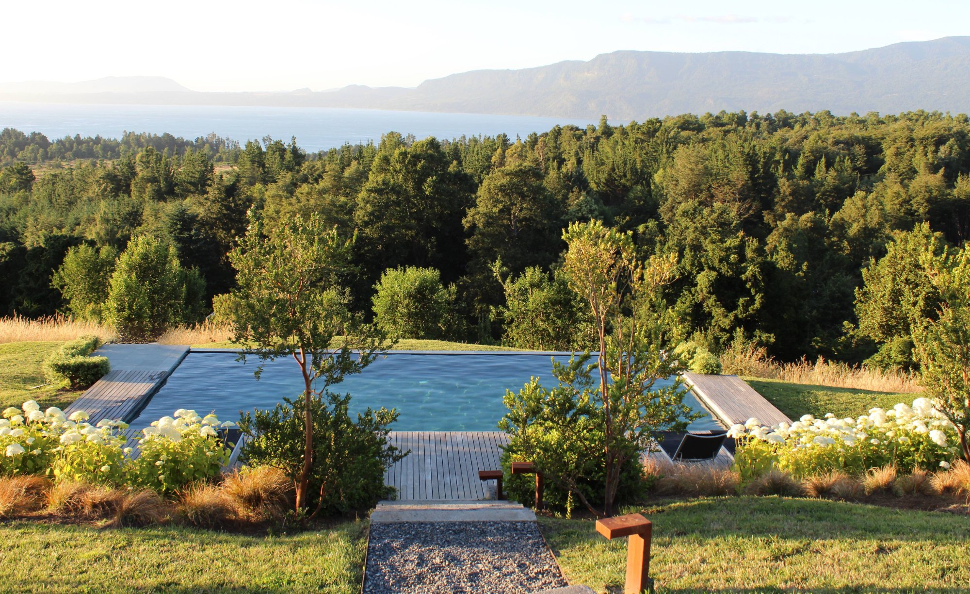 Lake Lodge-官方
