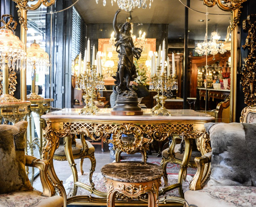 Rhino Antiquario & Cafe-格拉玛多必去景点