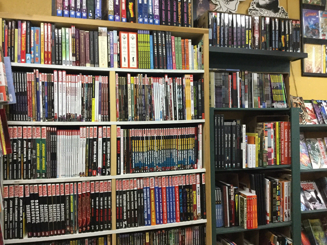 Legends Comics & Books-维多利亚必去景点