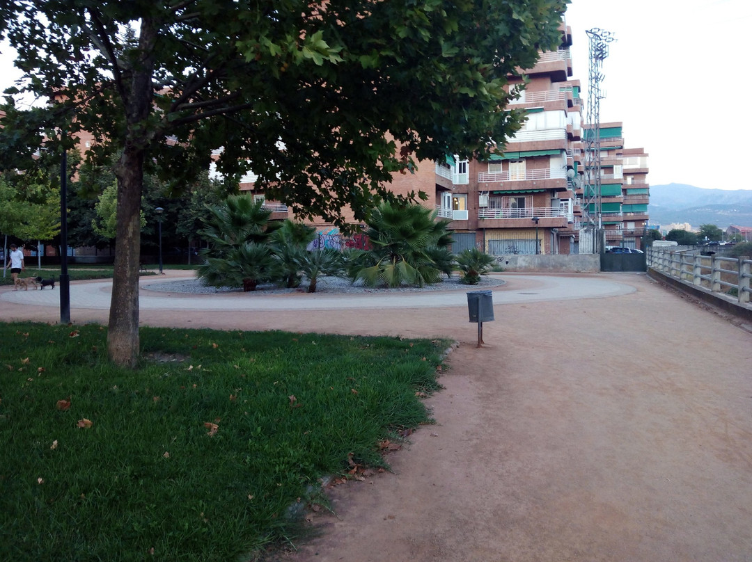Parque Periodista Tico Medina景点图片
