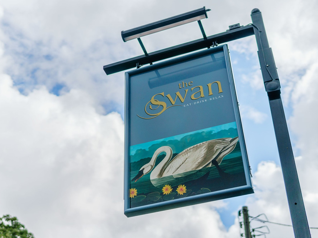 Rangeworthy餐馆和美食-The Swan