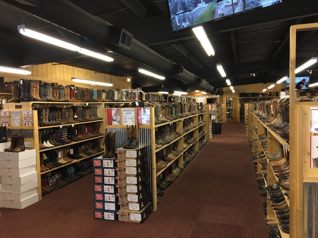 Boot Factory Outlet-塞维尔维尔必去景点