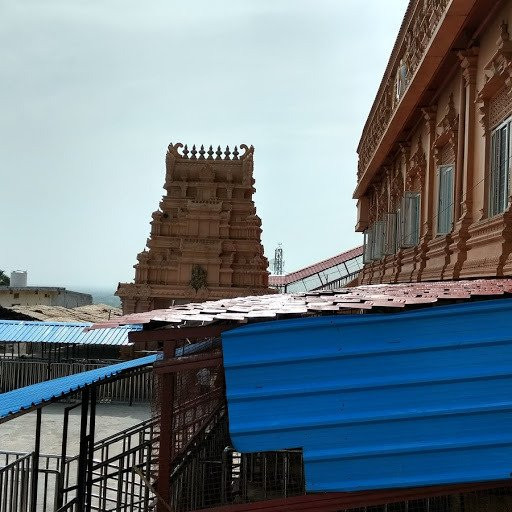 Yadagirigutta Temple景点图片