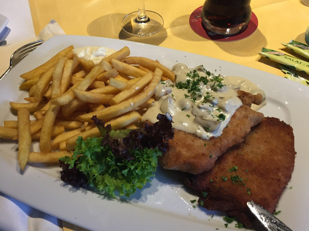 基尔餐馆和美食-Ratskeller Kiel