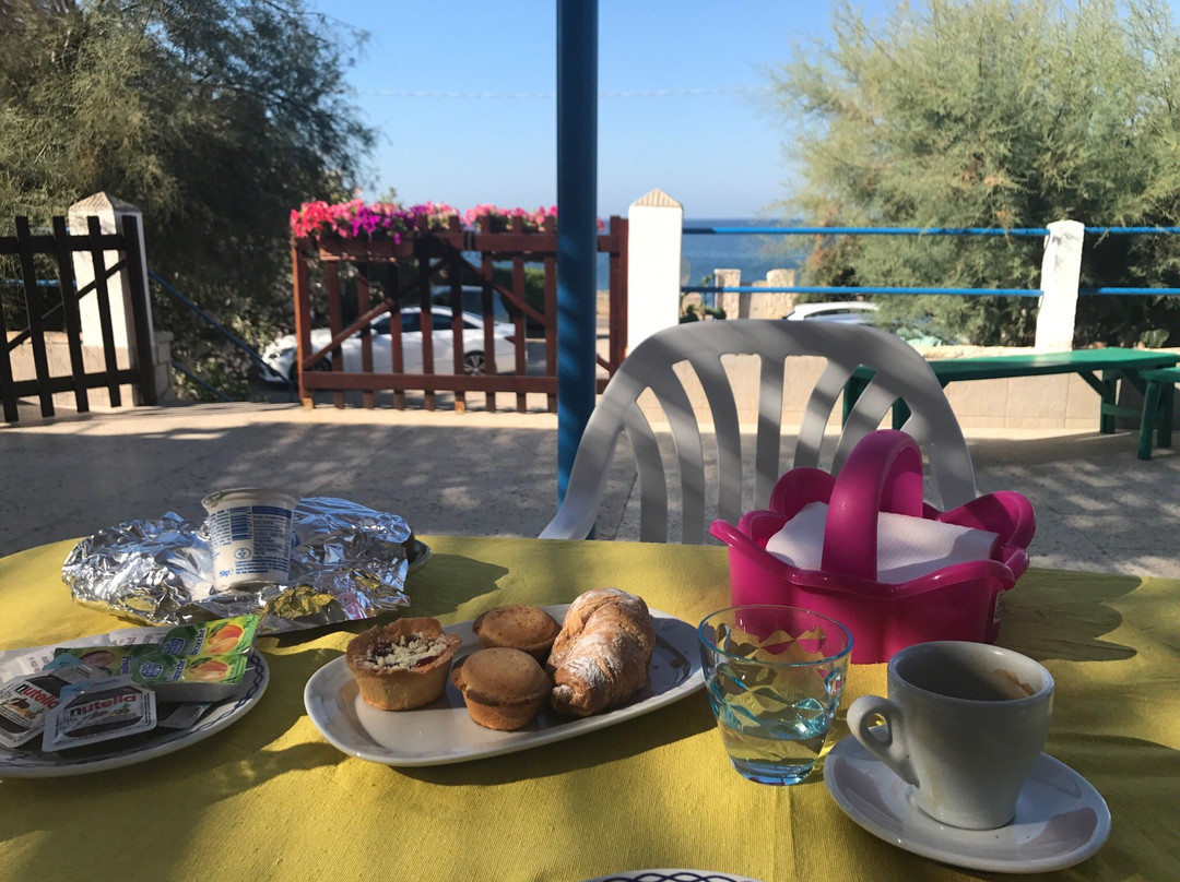 Marina San Gregorio酒店住宿-Mare Chiaro