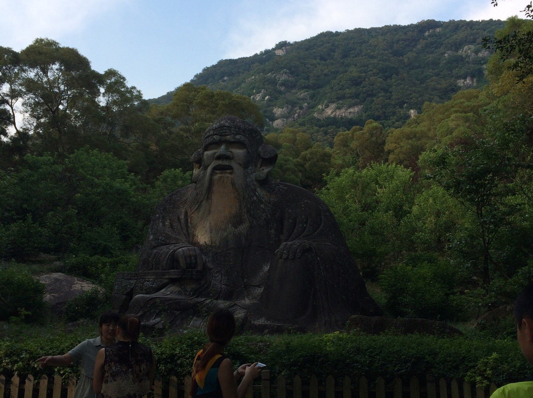 老君岩造像景点图片