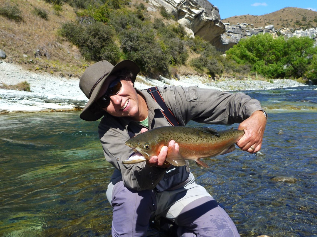 Braided Rivers Fishing Guides - Day Trips-基督城必去景点