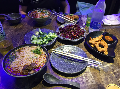 云南路美食街-上海市必去景点