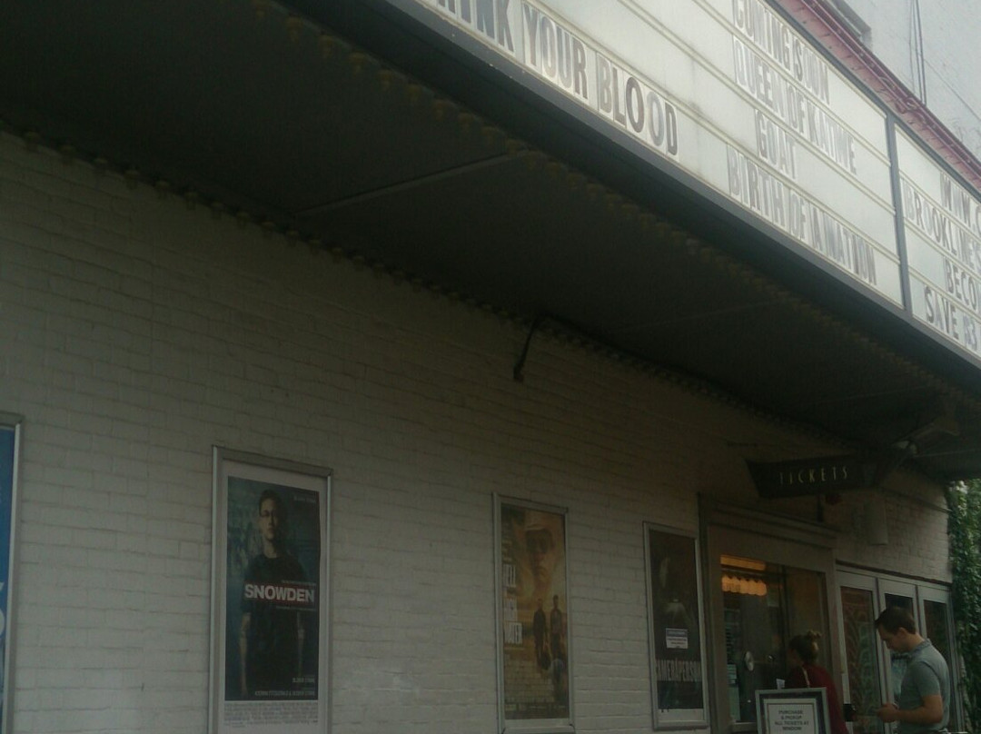 Coolidge Corner Theater-布鲁克莱恩必去景点