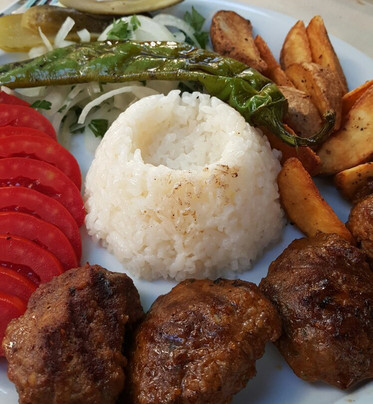 Heybeliada餐馆和美食-Catkapi Kofte & Manti