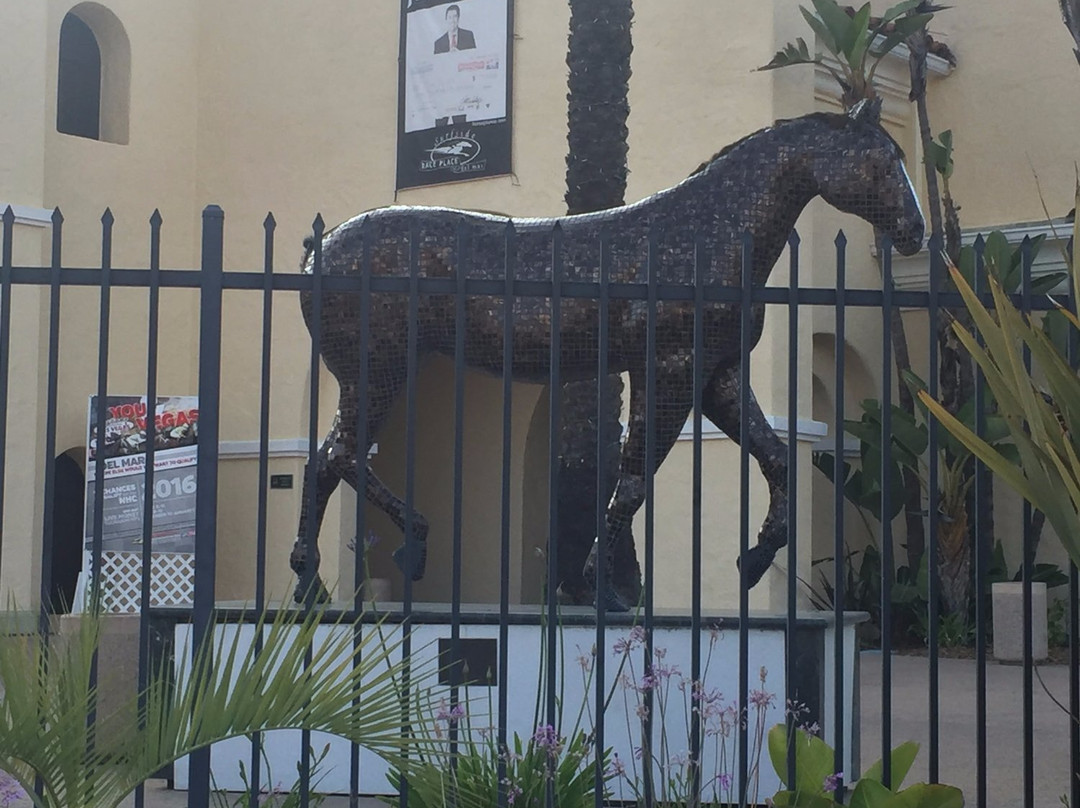 Surfside Race Place-德尔马必去景点