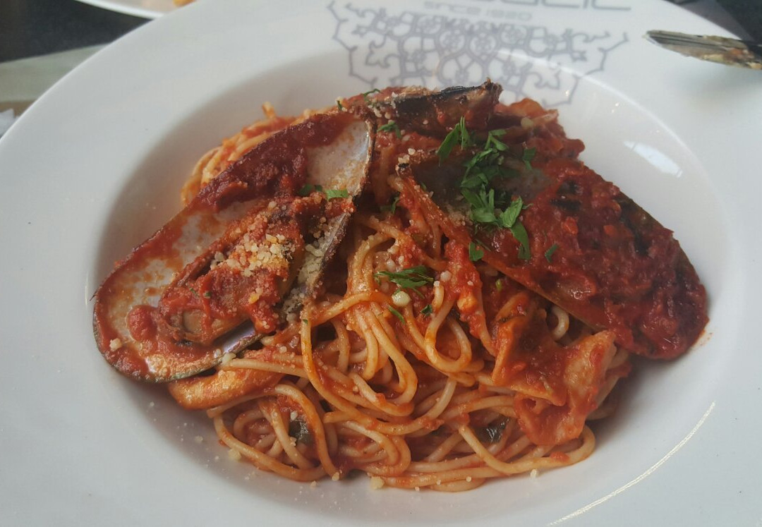 Zalqa餐馆和美食-Republic-Zalka