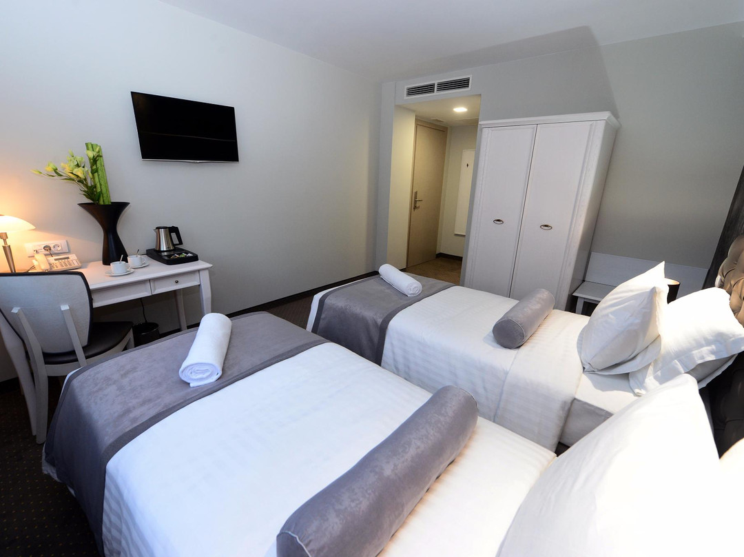 Alexandar Square Boutique Hotel