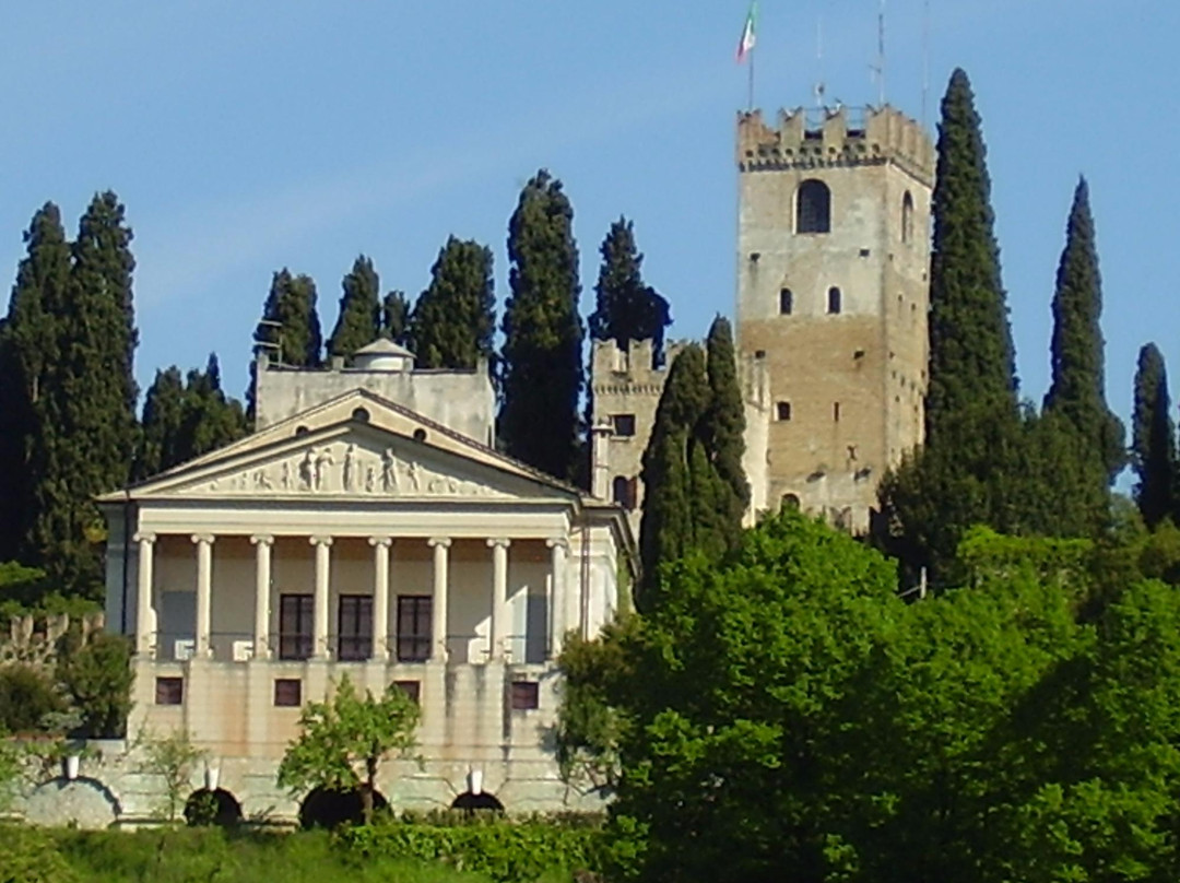 科内利亚诺旅游景点-Castle of Conegliano