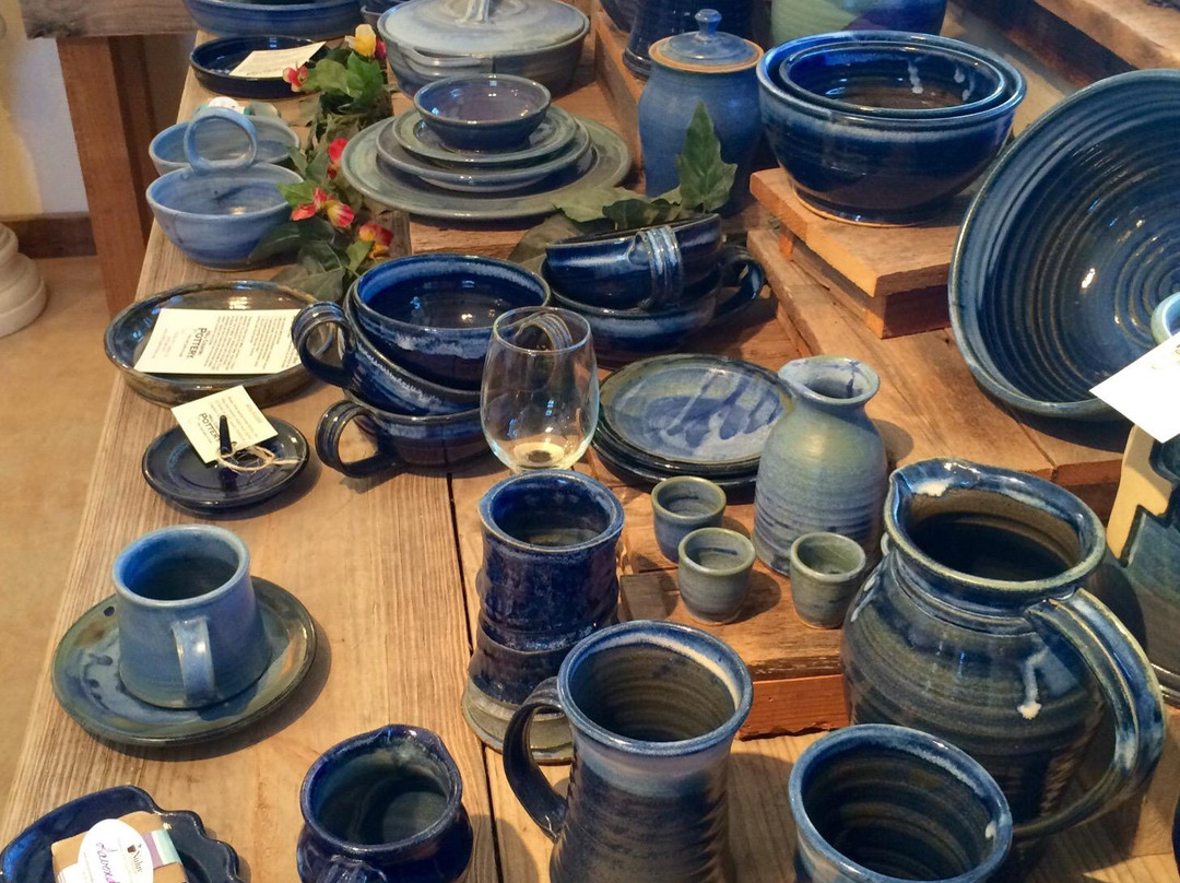 Hill Country Pottery-Comfort必去景点