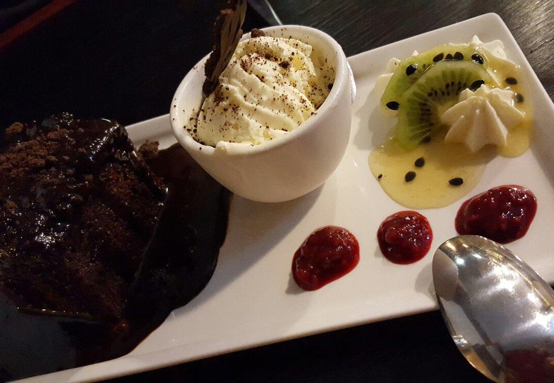 Loose Goose Bar and Restaurant