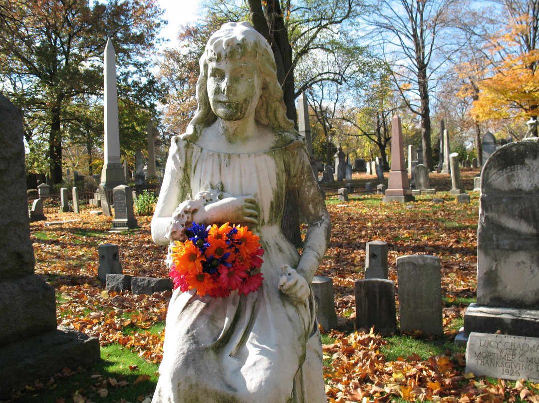 Mount Pleasant Cemetery景点图片