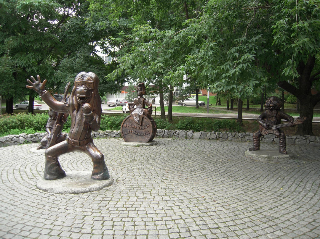 The Bremen Town Musicians Sculpture-哈巴罗夫斯克必去景点