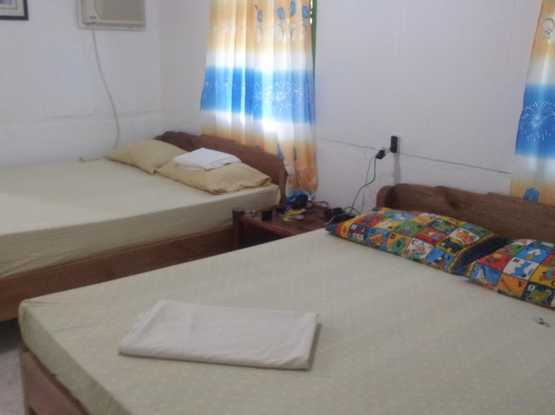 Shoreline Beach Resort主图