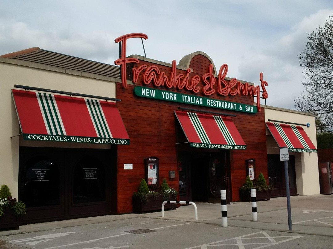 Hasland餐馆和美食-Frankie & Benny's