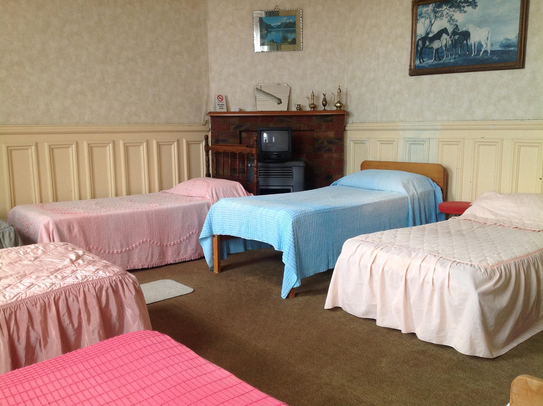 Bluff Lodge